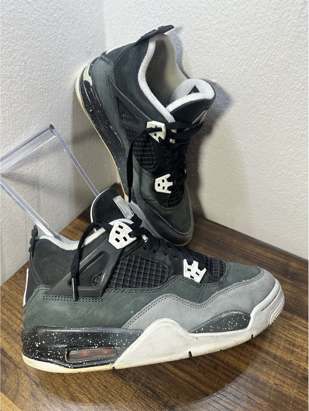 Nike Air Jordan 4 Retro Gray Sneakers Youth Size US 7Y EU 40 FQ8213-002 - Picture 2 of 8